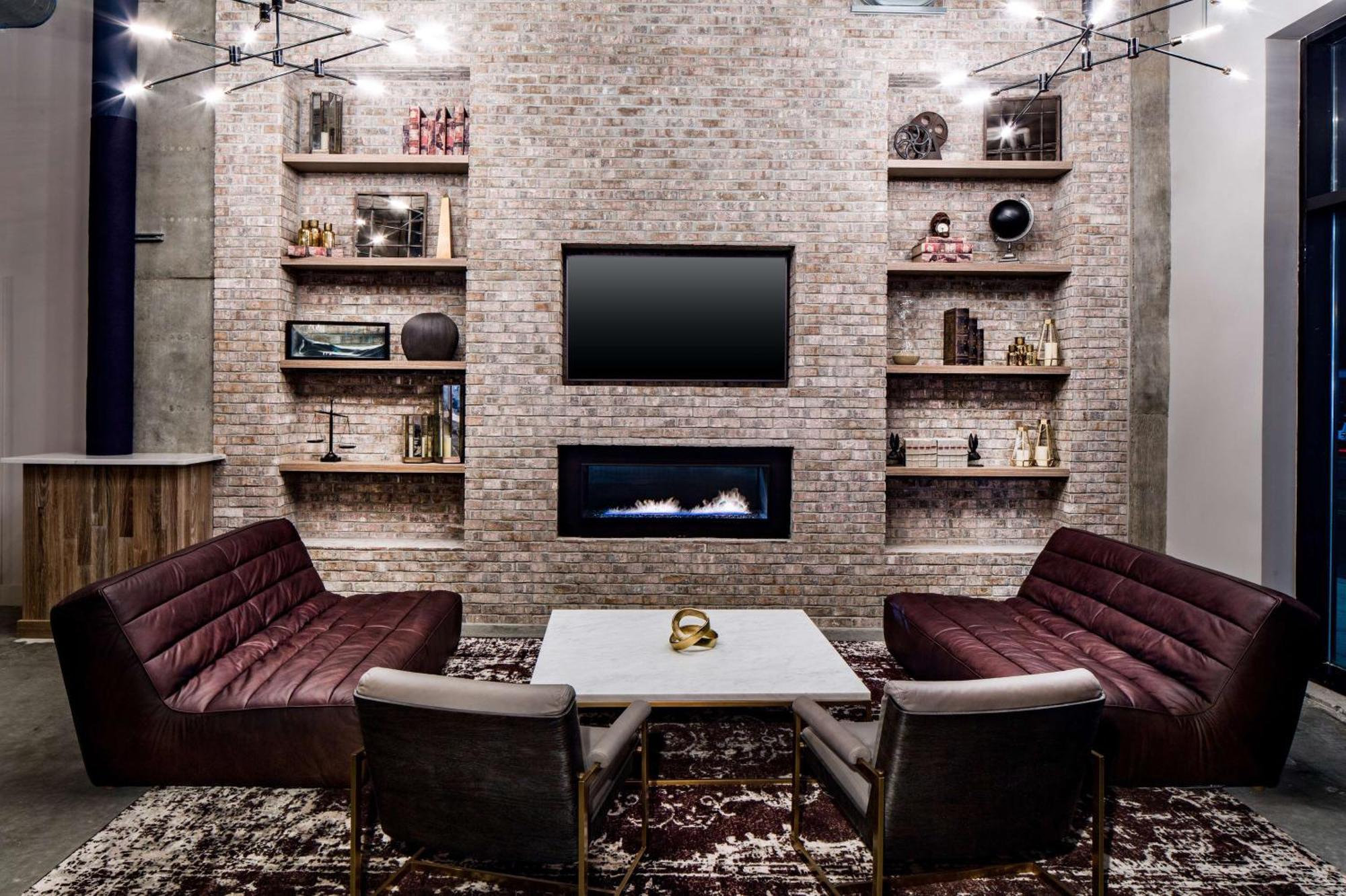 Watt Hotel Tapestry Collection By Hilton Руей Екстериор снимка