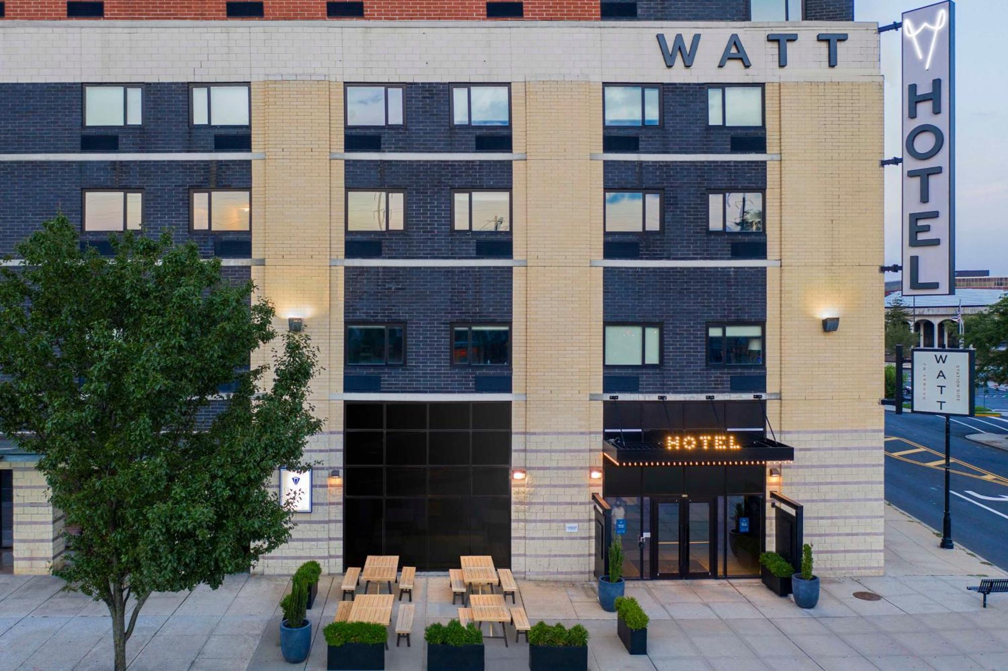 Watt Hotel Tapestry Collection By Hilton Руей Екстериор снимка