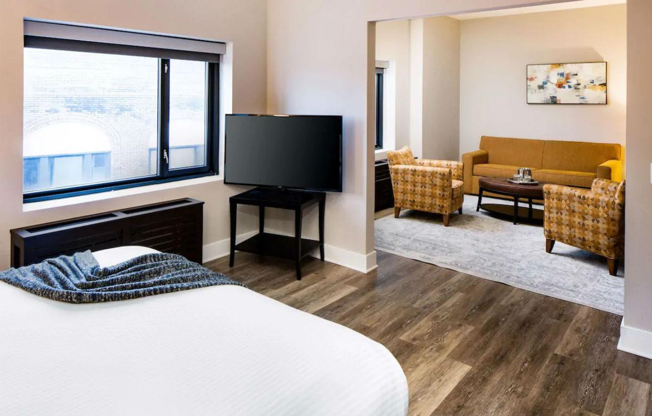 Watt Hotel Tapestry Collection By Hilton Руей Екстериор снимка