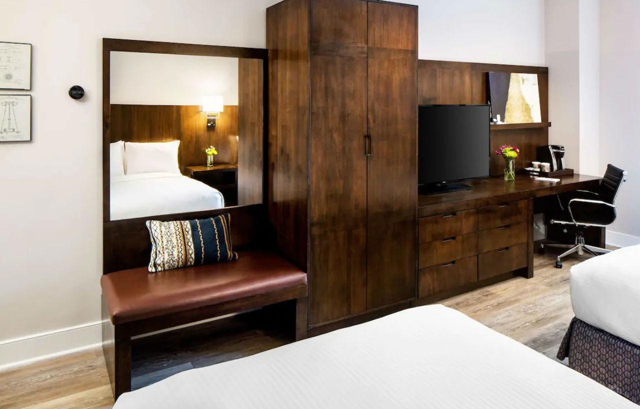 Watt Hotel Tapestry Collection By Hilton Руей Екстериор снимка
